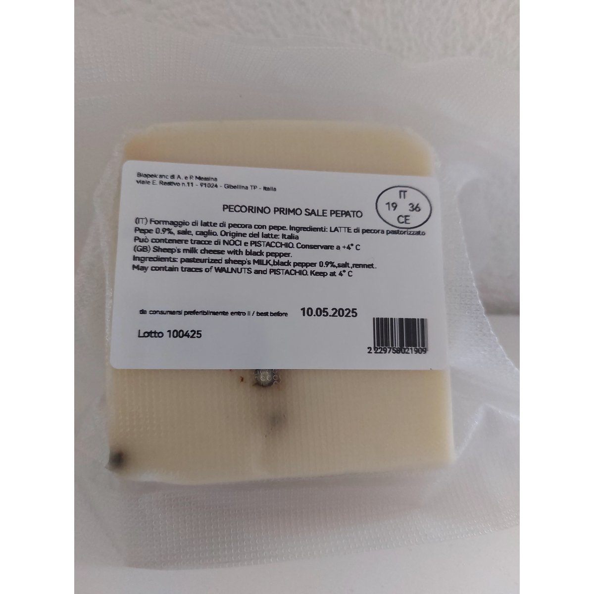Pecorino fra Sicilien primo udsalg med sort peber 225 gr