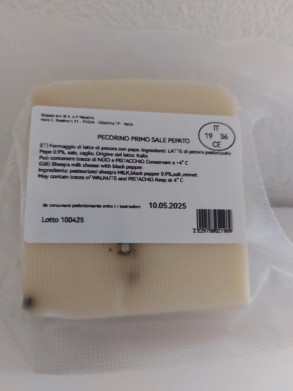 Pecorino fra Sicilien primo udsalg med sort peber 225 gr