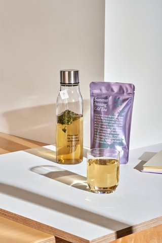 Cold brew herbal tea SUMMEREVENING, organic, blackcurrant