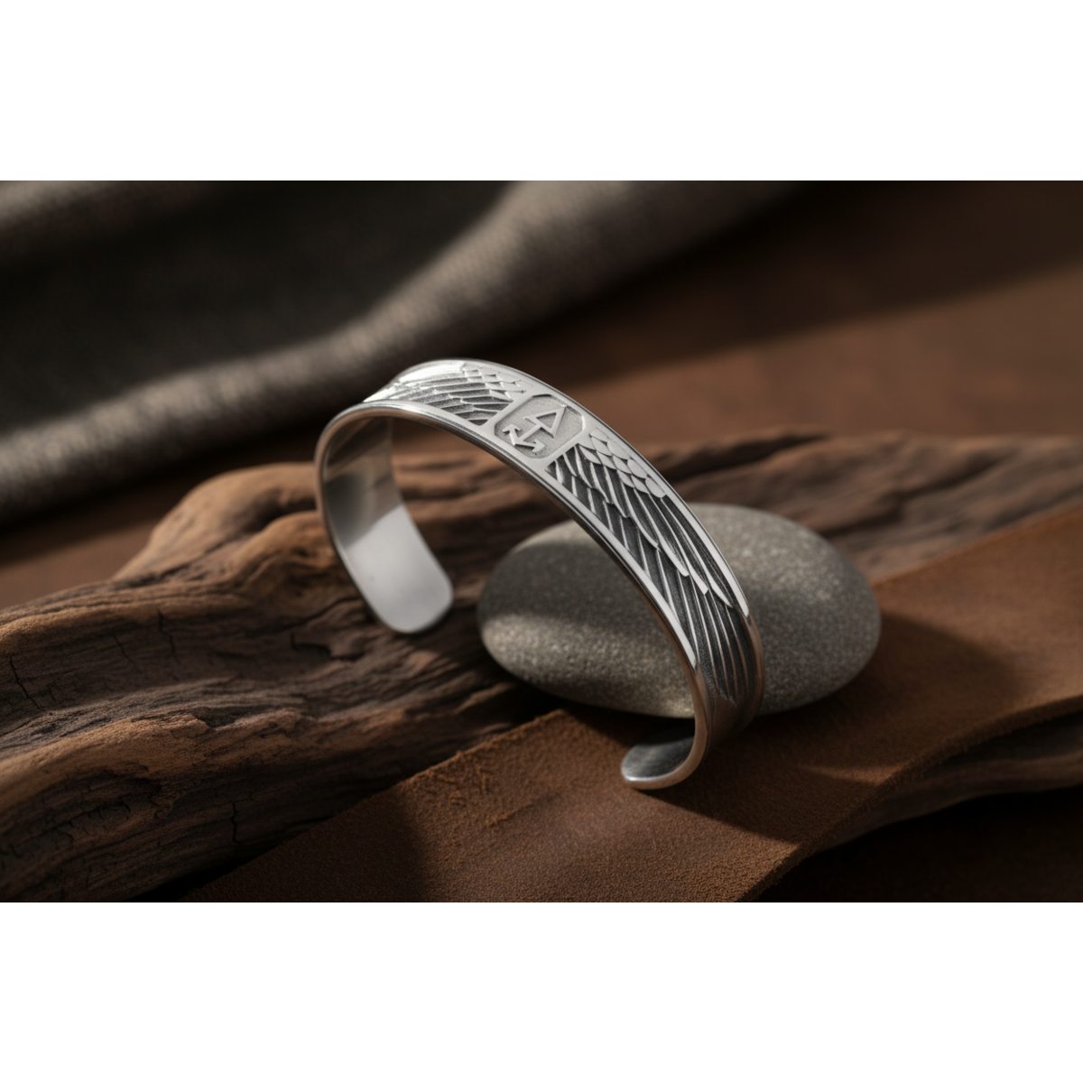 Bracelet WINGED SUN