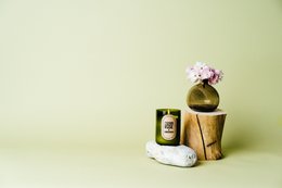 Persisk Rose & Sandeltræ Soy Wax Candle - Grønt glas