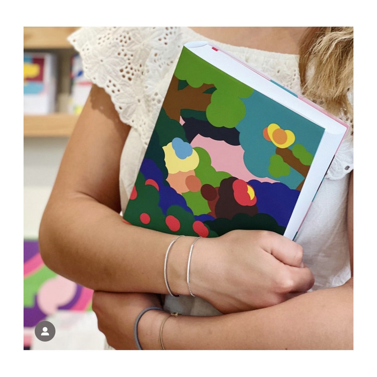 BOOK KROCUI