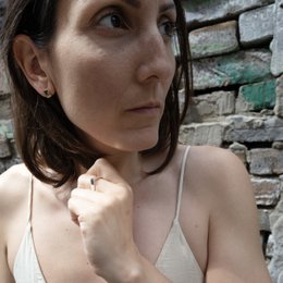 MINI SQUARE Gold Earrings