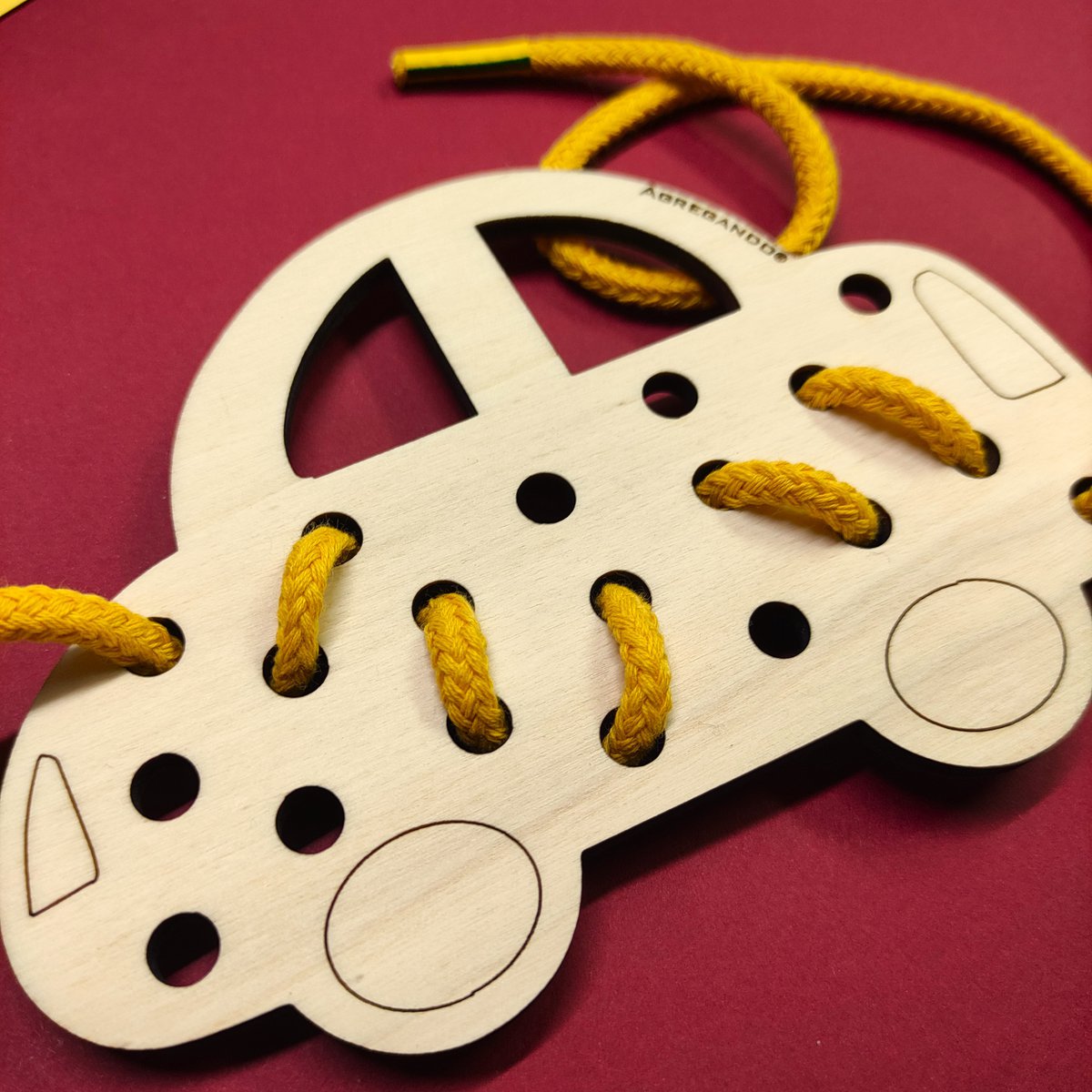 Montessori Schnürungautospielzeug, Holzspielzeug für Kinder- und Kindermotor -Fähigkeitenentwicklung