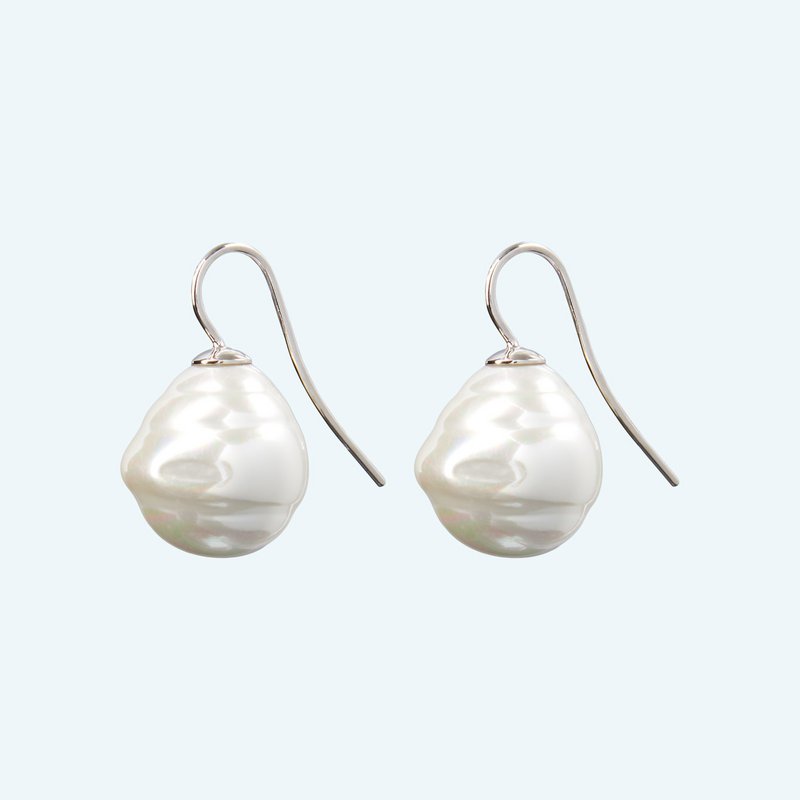 Pearl earrings
