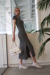 Robe en coton rayé noir et blanc