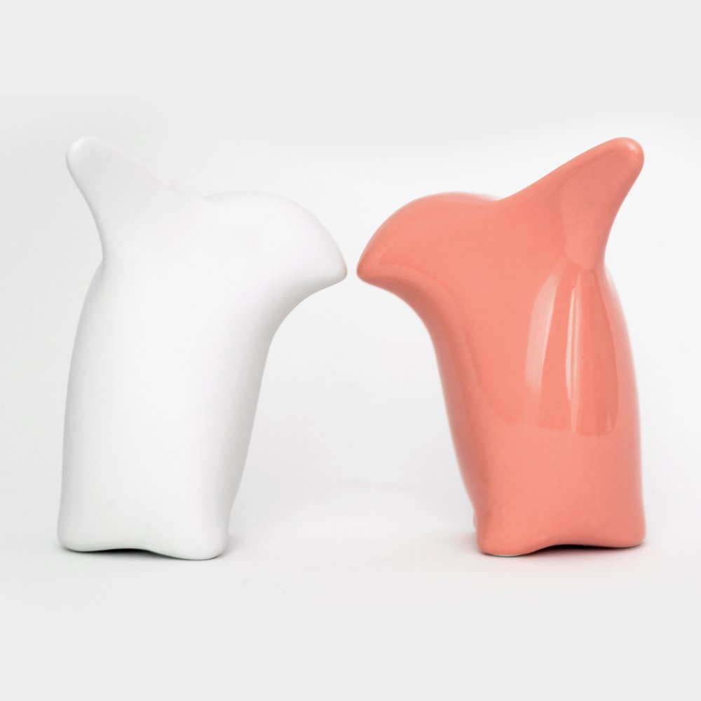 Pinkuin | Figura decorativa de porcelana salmón rosa