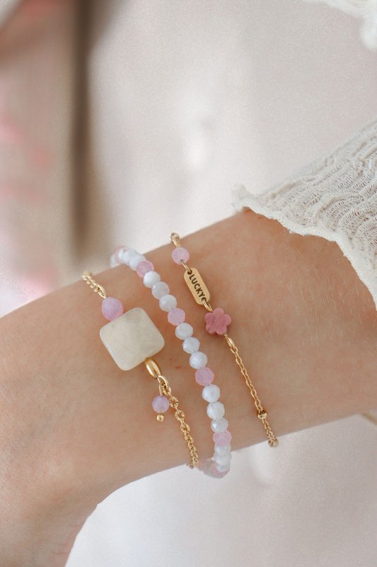 Jade- und Kunzit-Armband – Gold