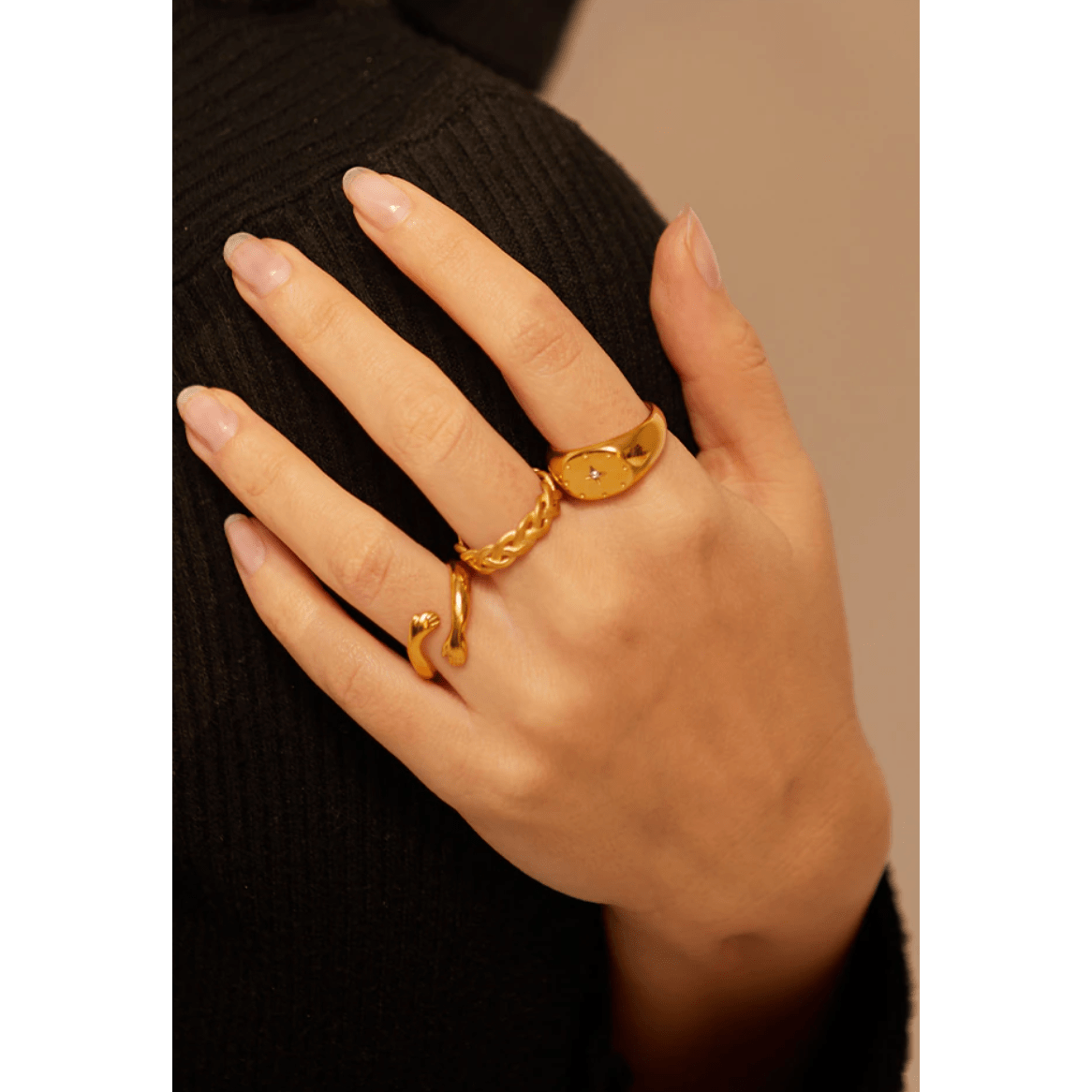 Quinn - Liebes-Umarmungs-Ring