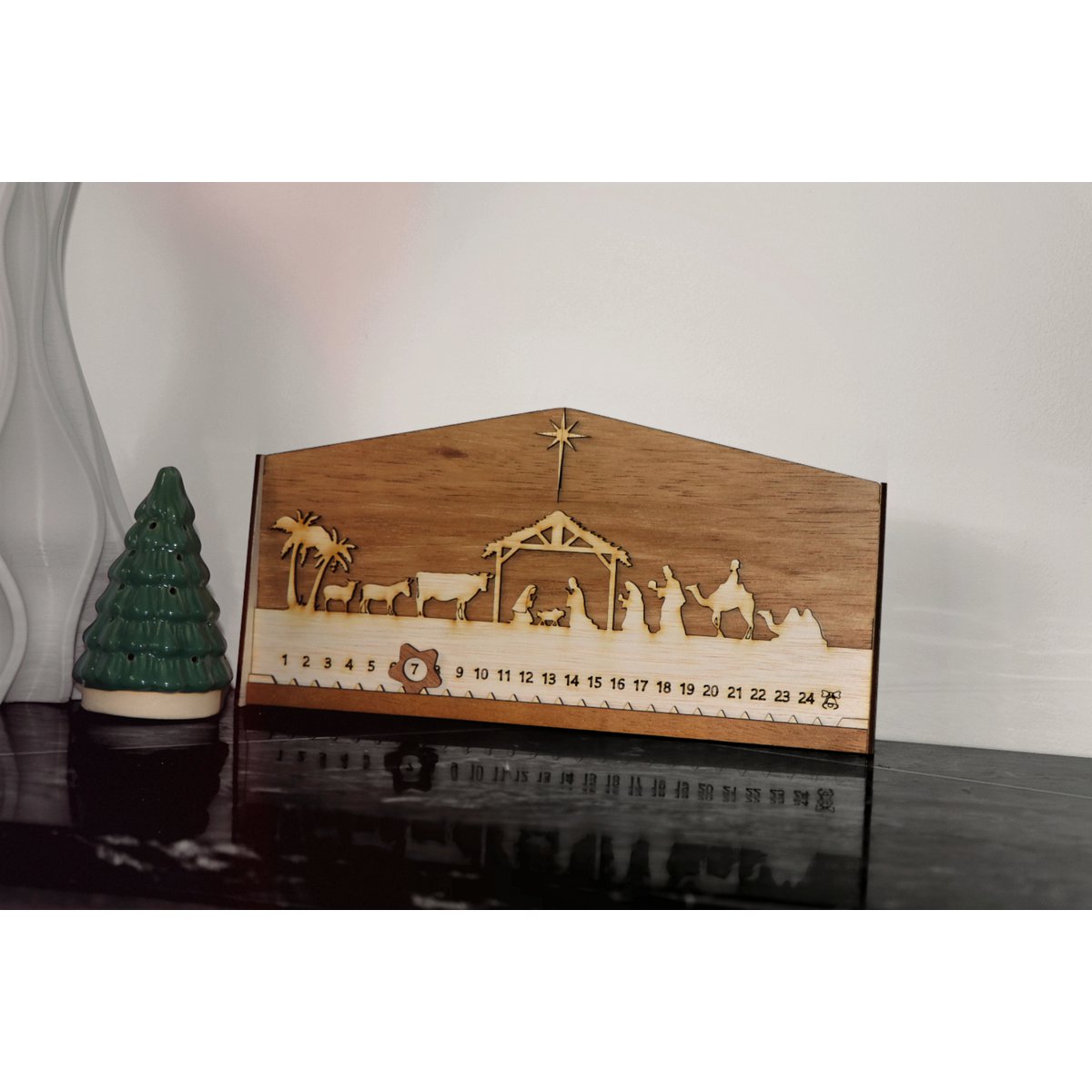 Design Advent Calendar Nativity Scene – four-layer Natural Wood with Star of Bethlehem | Atmospheric Christmas decoration