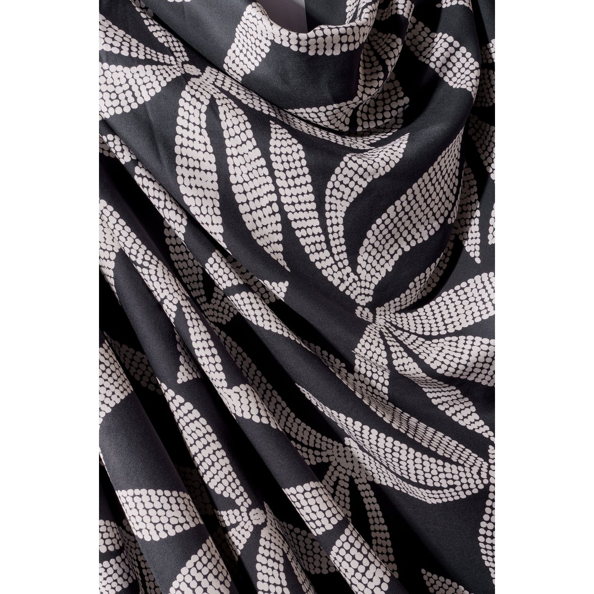 Tissu "Kaola Charbon Foncé"