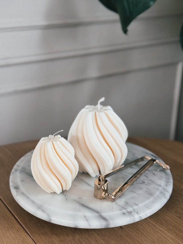 swirl candle