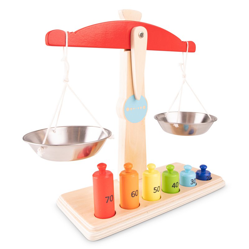 Wooden toy scale with weights