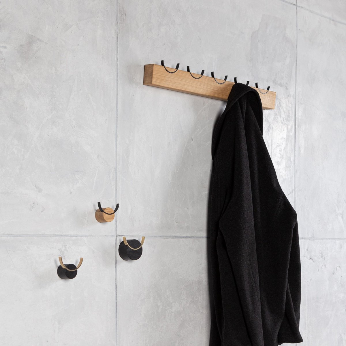 Wall hook DEER, oak, black