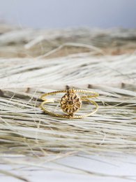 Daisy ring