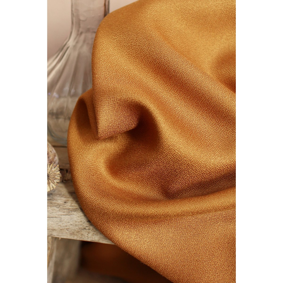 Tissu "Crêpe Ocre"