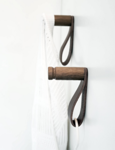 More Hook - Dark brown (2 pcs)
