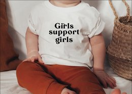 Kids T-shirt • Girls Support Girls