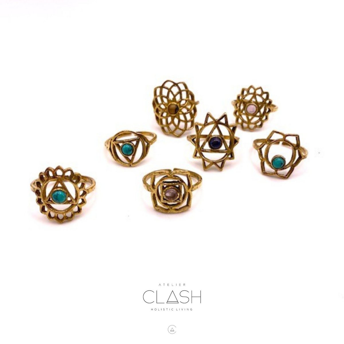 Anillo bohemio con piedras preciosas