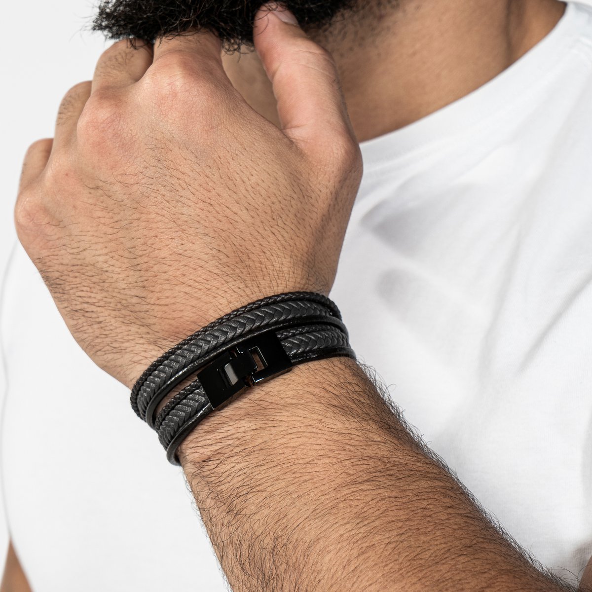 Leather bracelet "Wrap"