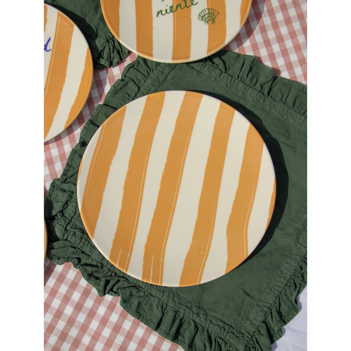 Dinner Plate Stripes Mood