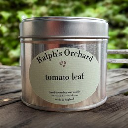 Candela naturale profumata alle foglie di pomodoro