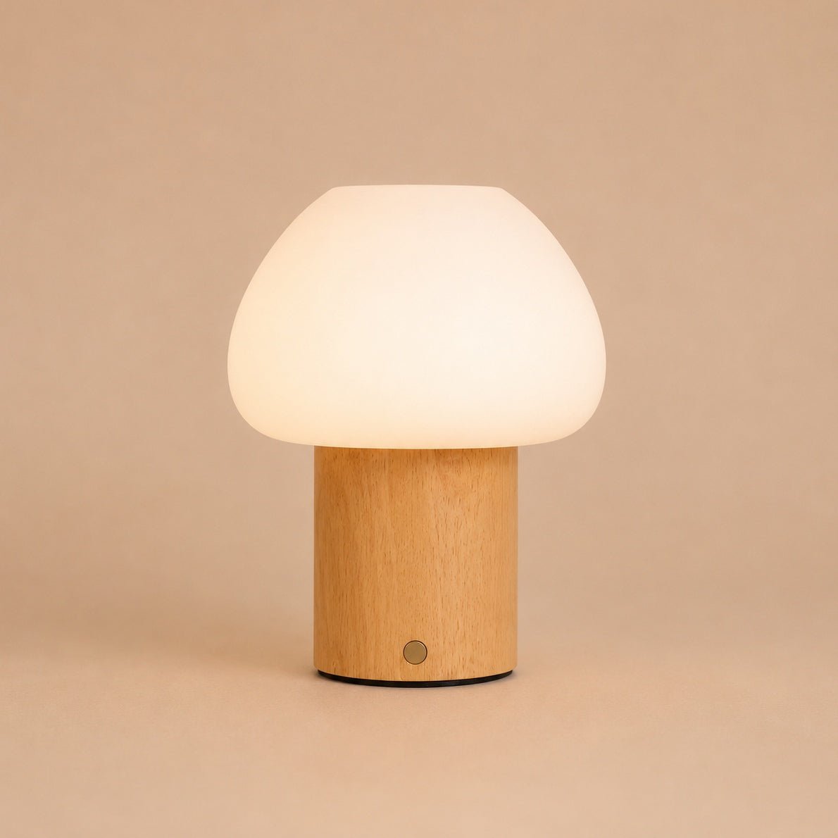 Fynn Hellbraune wiederaufladbare Holzlampe