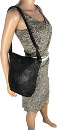 Ruime buffelleren schoudertas – Zwarte leren handtas voor dames