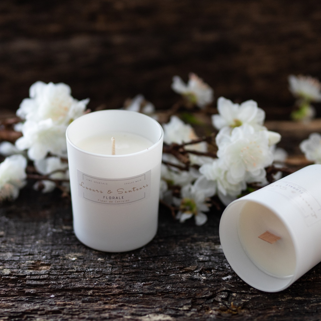 Bougie Fleur de cerisier mèche bois