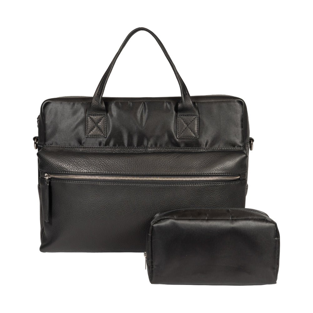 K0043AB | Briefcase in Waterproof Nylon/Genuine full grain leather with light grain - Black color - Internal clutch bag - Shiny silver accessories - Dimensions 39 x 30 x 12 cm - Packaging: TNT bag