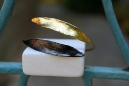 Olive Branch Veganistische armband - Verstelbaar verguld messing en zwart rhodiumontwerp
