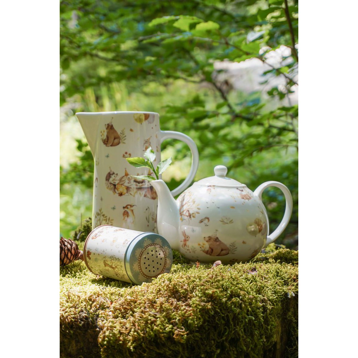 Dzbanek porcelanowy Forest Party 1 litr Isabelle Rose
