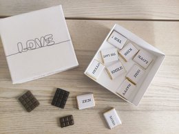 Reusable chalkboard chocolate box©