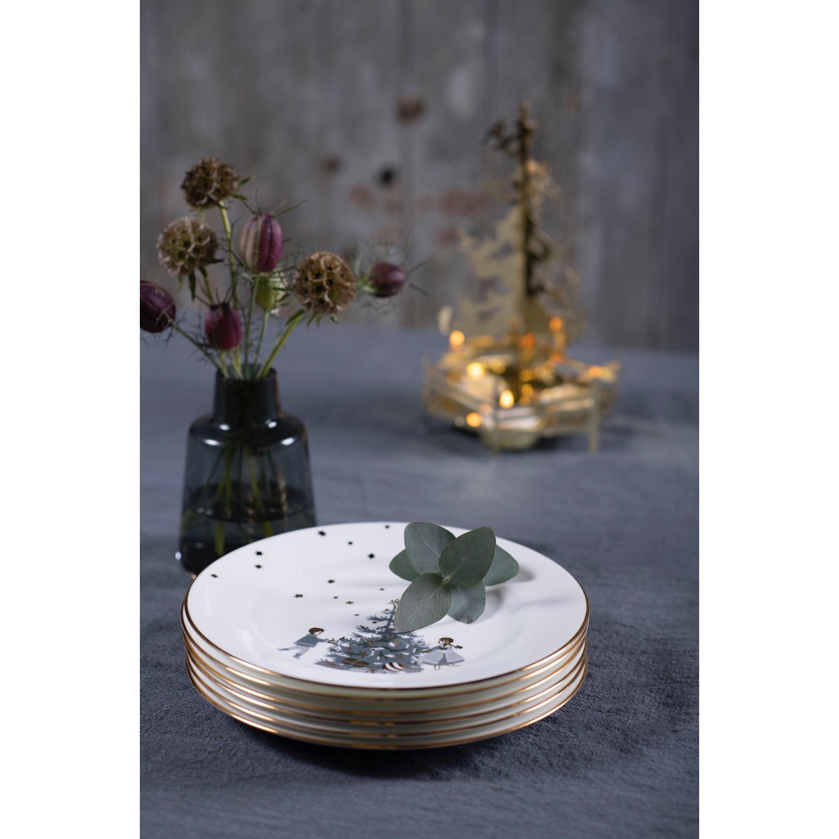 Winter Stars, Plate with Christmas Tree, 21 cm