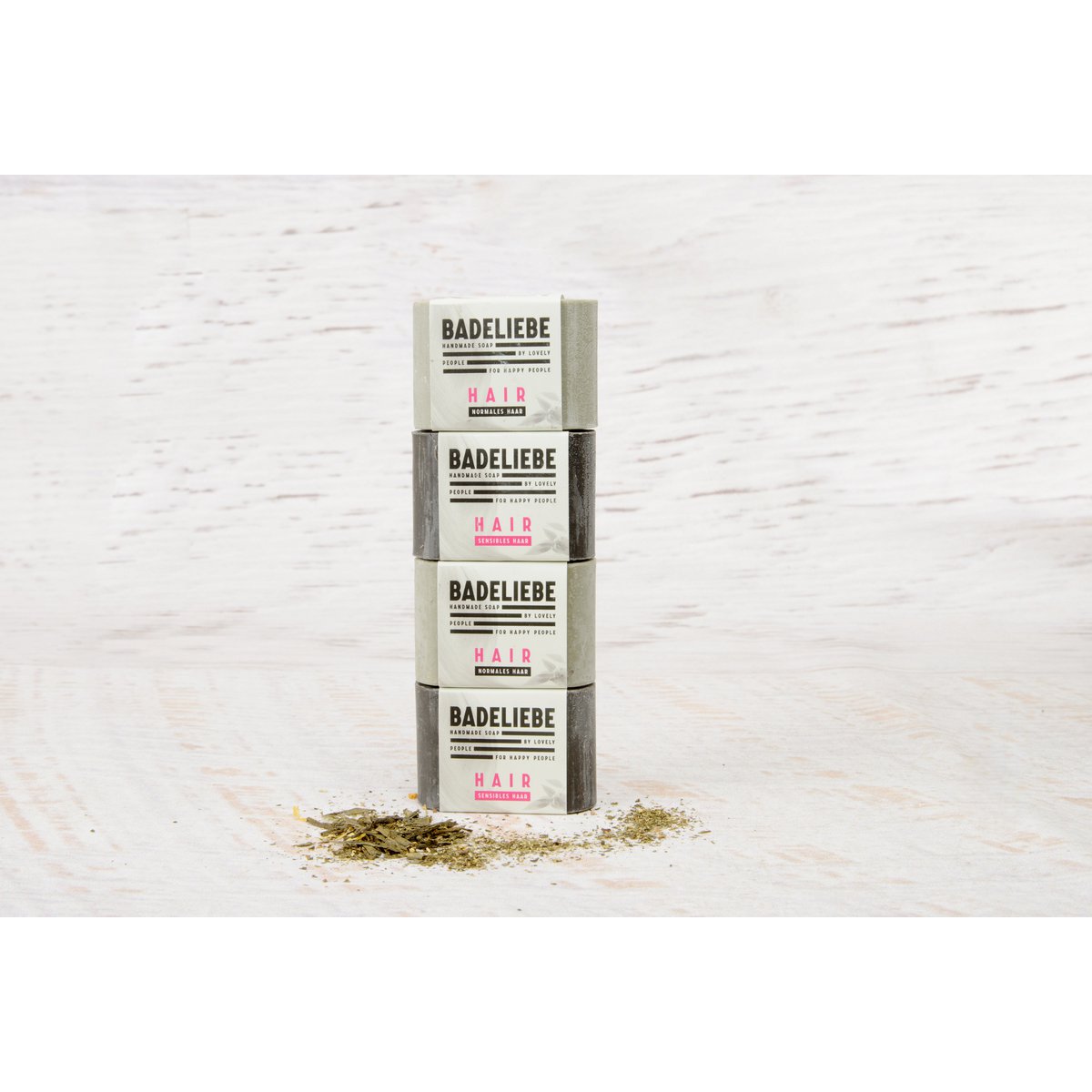 BADELIEBE HAIR - Solid shampoo til følsomt hår med sort ler
