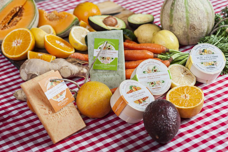 Oval Soap on Rope Carrot-Orange 200g
