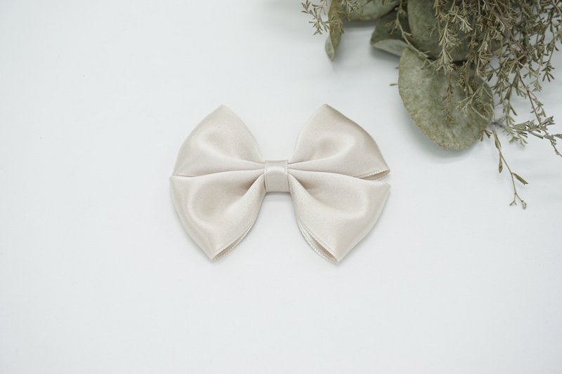 Satin regular bow
