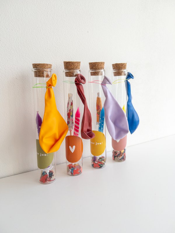 Gift tubes Hooray