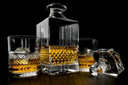Whiskey Decanter Set Superior In Gift Box