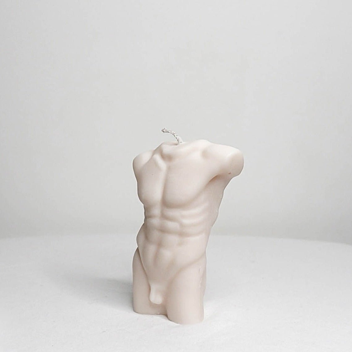 Bougie torse des hommes Amari