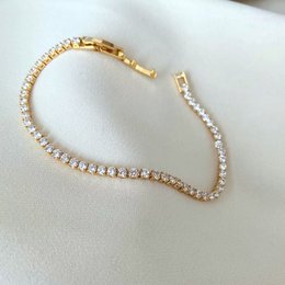 Tidløst Diamond-Look Tennis Armbånd