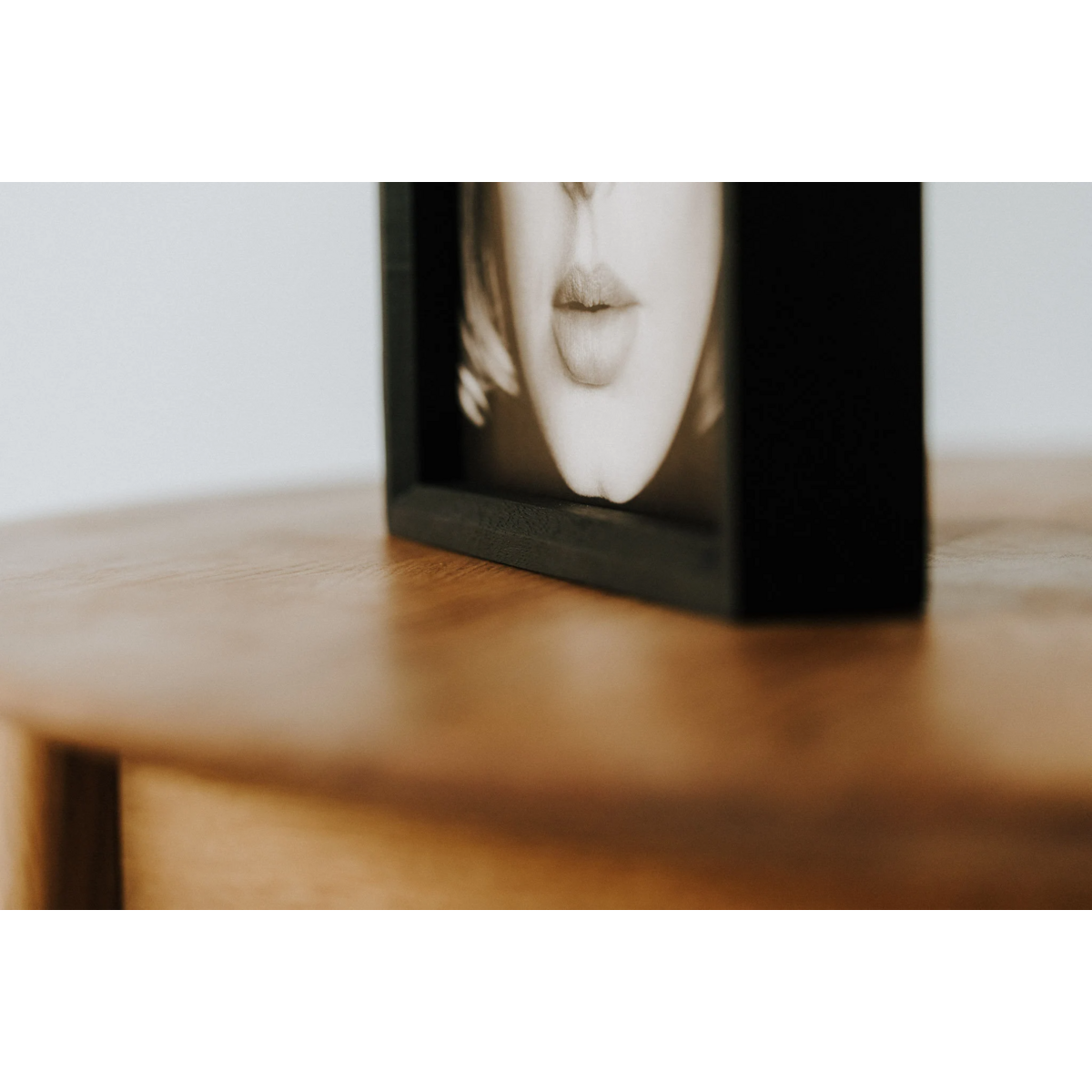 Frame di display da record in vinile in legno, cornice di quercia per arte dell'album da 12 pollici, supporto di copertina LP indipendente per ripiani o pareti