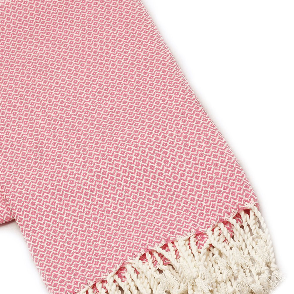Fuchsia 100 cm x 180 cm 100% Cotton