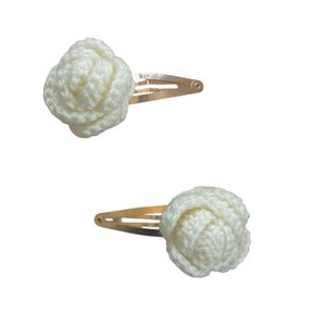 Luna-Leena hair clips rose (set) - off white - soft wool - hand crocheted in Nepal