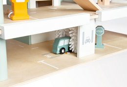 Car park „Kurt” with accessories