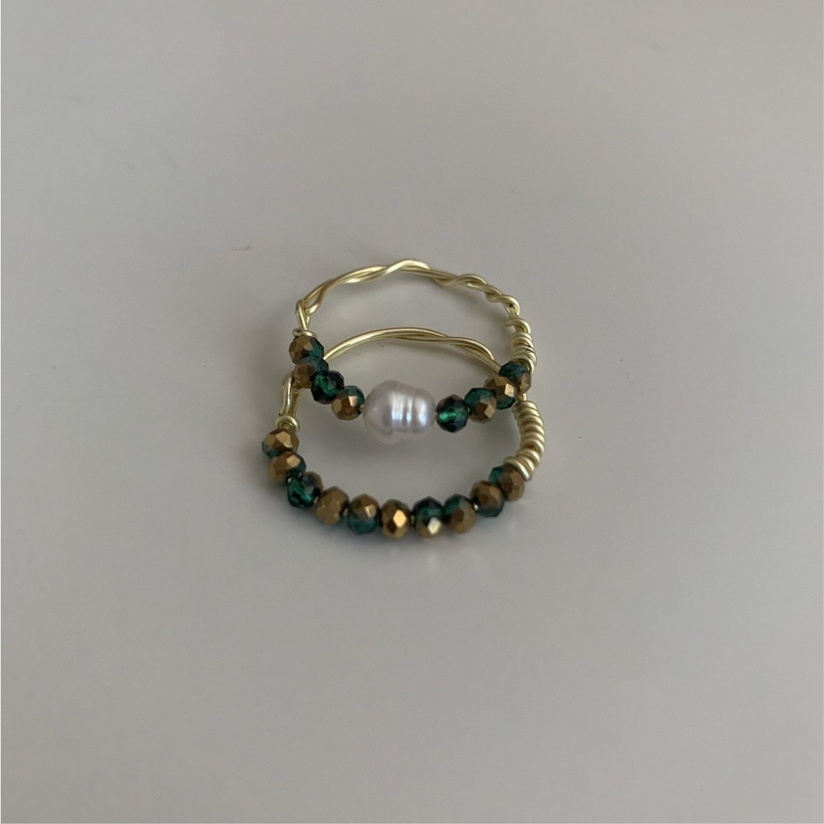 GRÜN GOLD KRISTALLPERLE. Ring