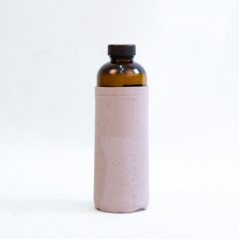 Water bottle - Pastel pink cover - 600ml