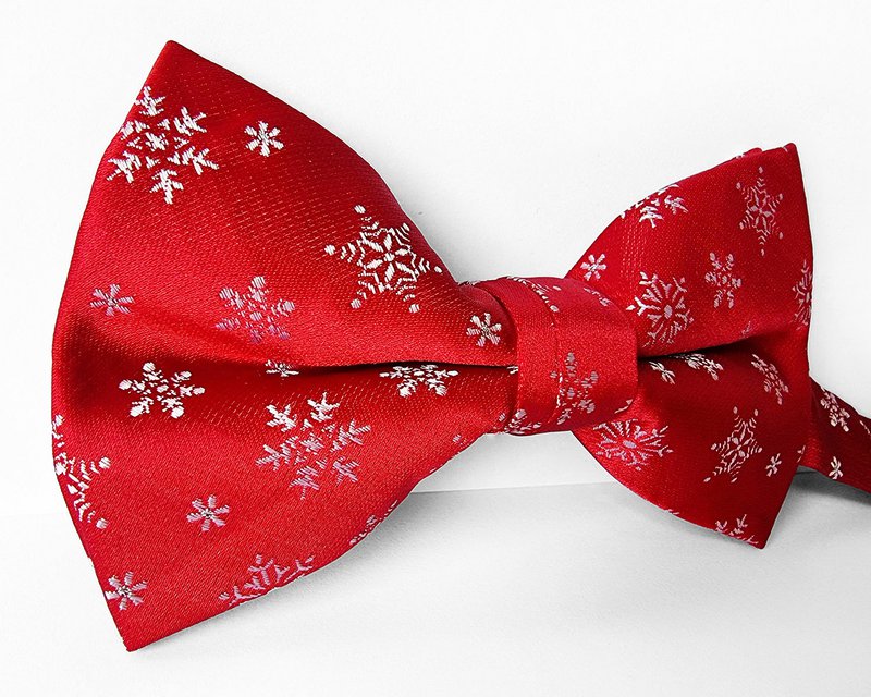 Bowtie - Red with snowflakes