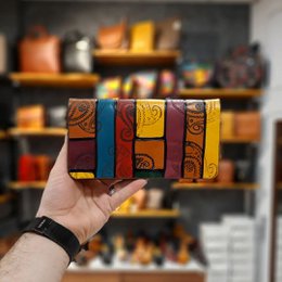 Buntes langes Portemonnaie aus echtem Leder – zufällige Farben