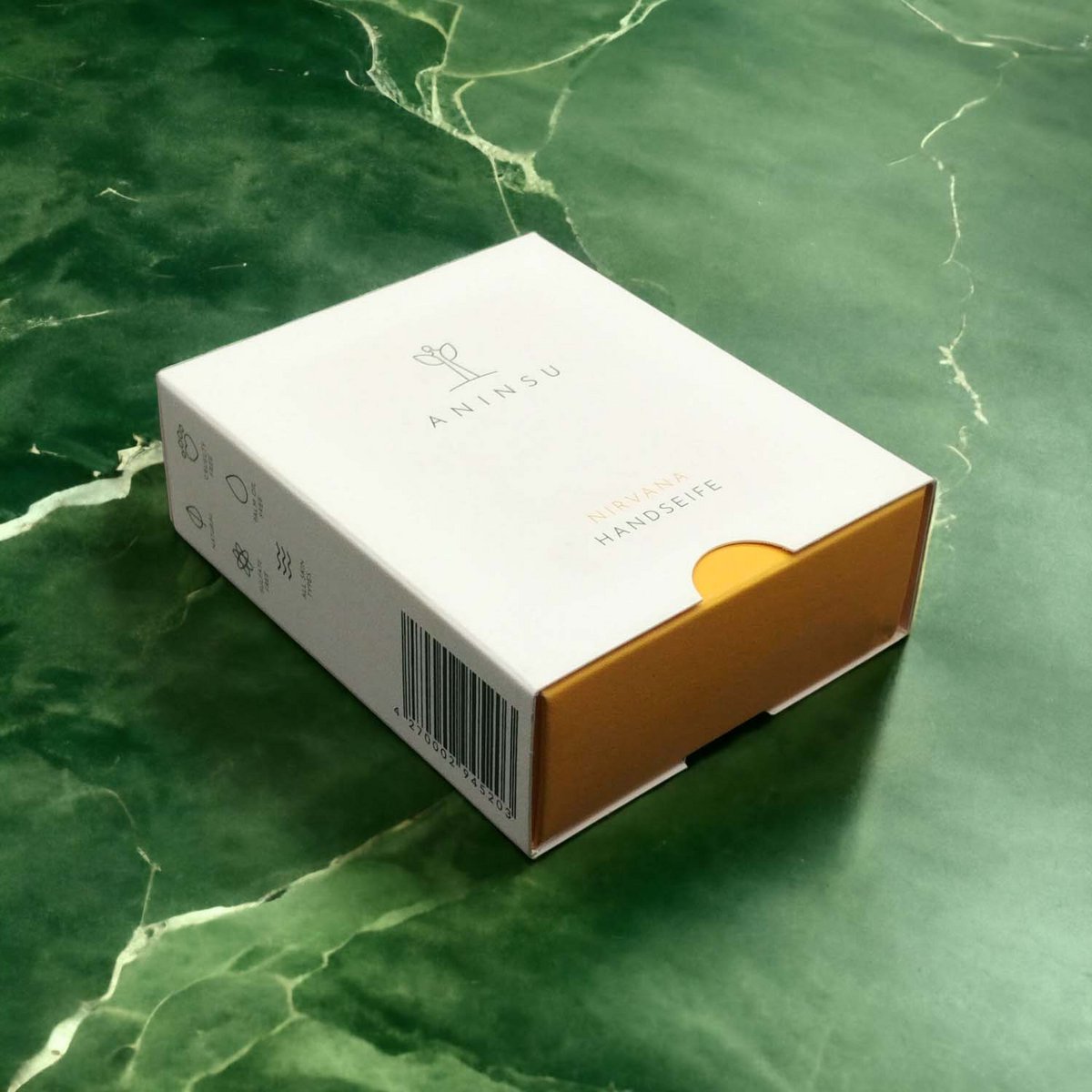 Savon pour les mains Nirvana par Aninsu | cosmétiques naturels certifiés | végétalien sans plastique fait à la main | aux huiles biologiques | Entretien de nettoyage | parfum unique | au curcuma et à l'argousier | 80g